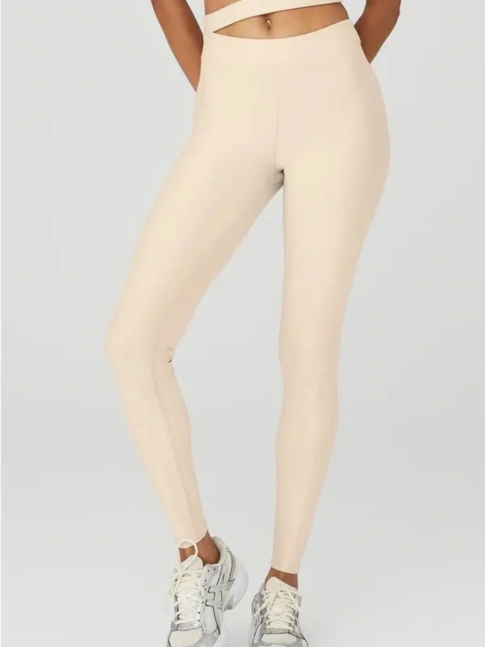 NWT ALO Yoga Airlift High-Waist All Access Legging Macadamia Small